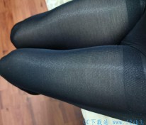 [美女] 居家黑丝少妇 
