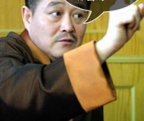 [搞笑组图] 没戴胸罩的后果（搞笑，确实经典哈！）